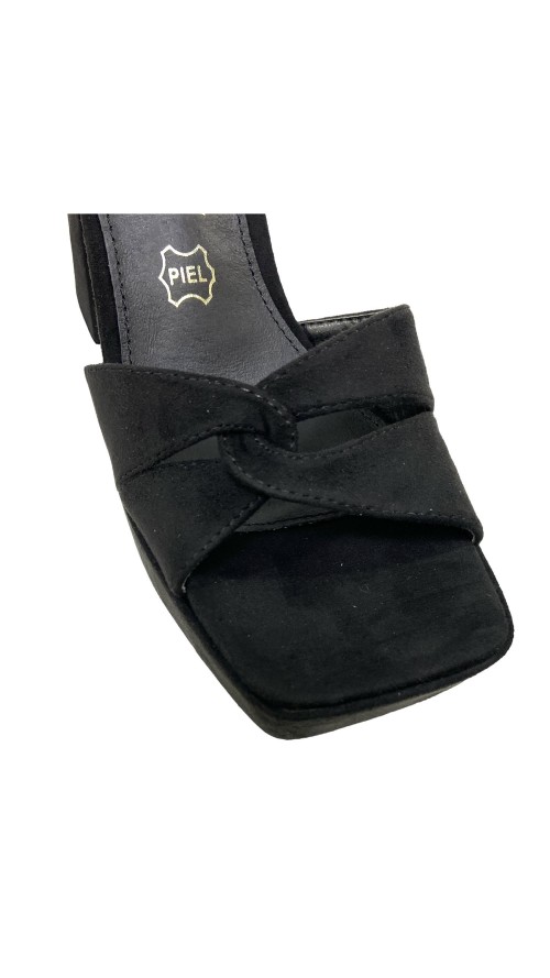 SANDALIA PLATAFORMA CRUZADA NEGRO SANDALIA PLATAFORMA CRUZADA NEGRO