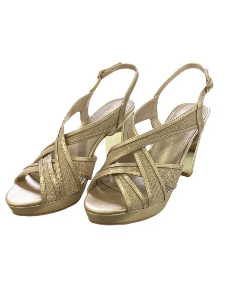 SANDALIA BRILLO CON SERRAJE ORO