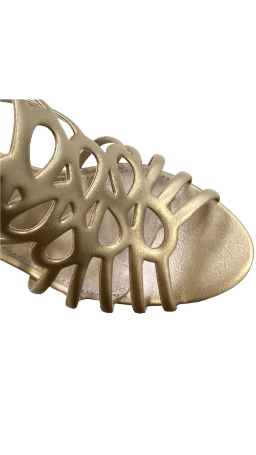 SANDALIA TIRAS TRENZADAS NAPA ORO