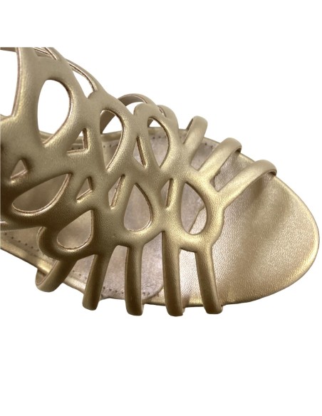 SANDALIA TIRAS TRENZADAS NAPA ORO