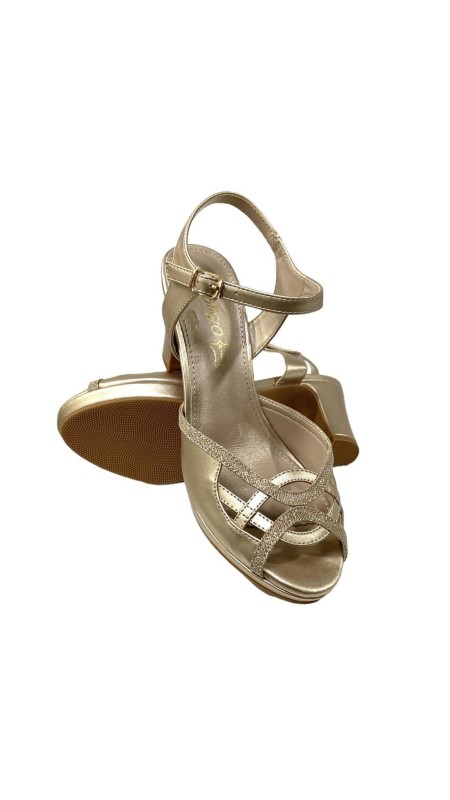 SANDALIA NAPA TACON ANCHO ORO 2