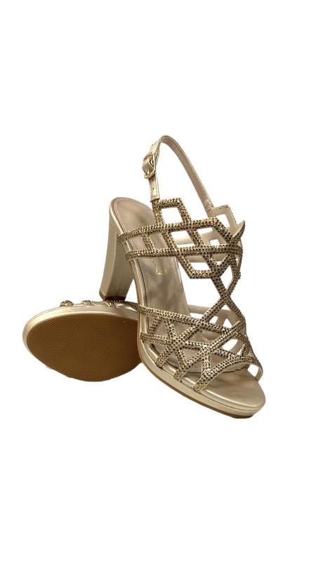 SANDALIA TIRAS CON BRILLO ORO 2