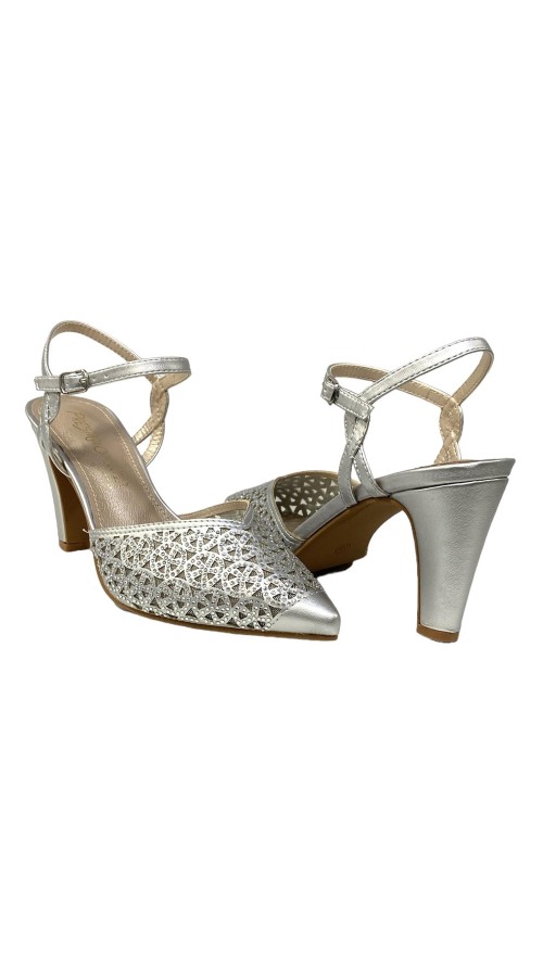 SANDALIA PUNTERA CON BRILLANTE PLATA