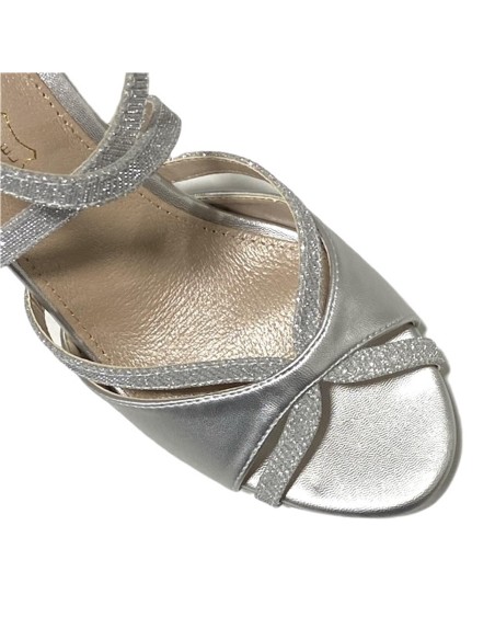 SANDALIA TALON CUBIERTO PLATA