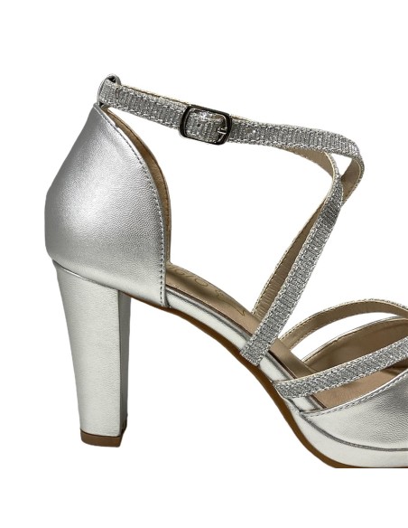 SANDALIA TALON CUBIERTO PLATA