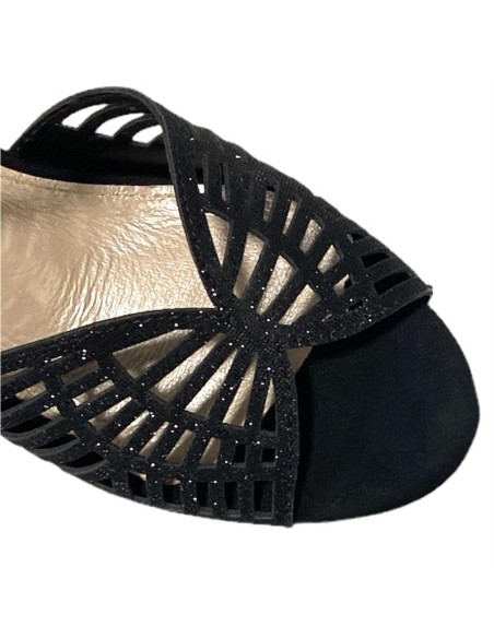 SANDALIA TIRAS ARAÑA NEGRO