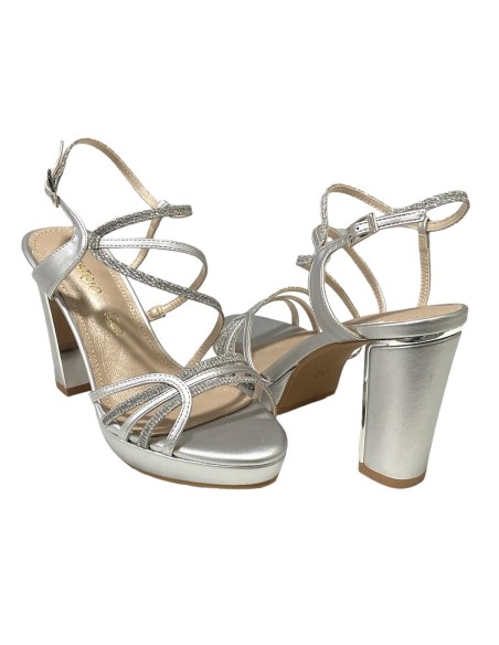 SANDALIA TIRAS MEZCLADAS PLATA