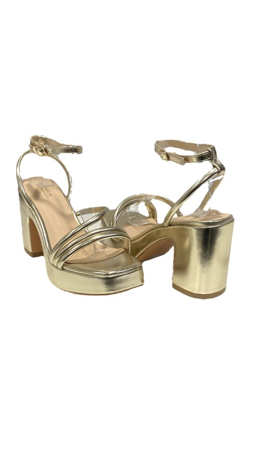 SANDALIA DE TACON TRES TIRAS ORO SANDALIA DE TACON TRES TIRAS ORO