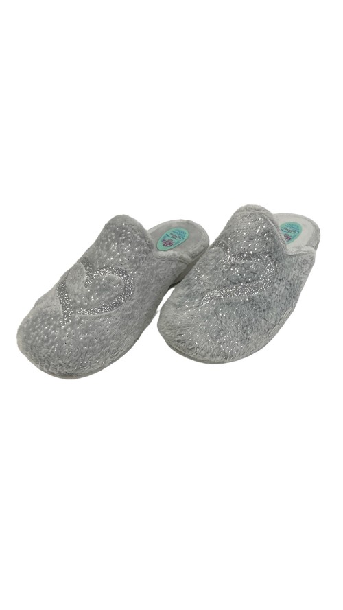 ZAPATILLA CORAZON A MANO GRIS