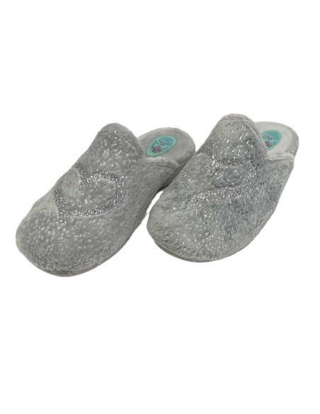 ZAPATILLA CORAZON A MANO GRIS