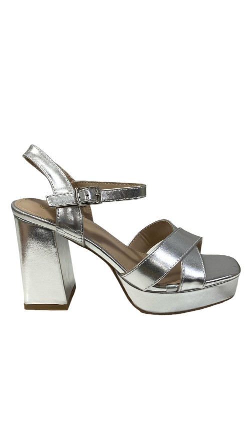 SANDALIA TIRAS CRUZADA PLATA