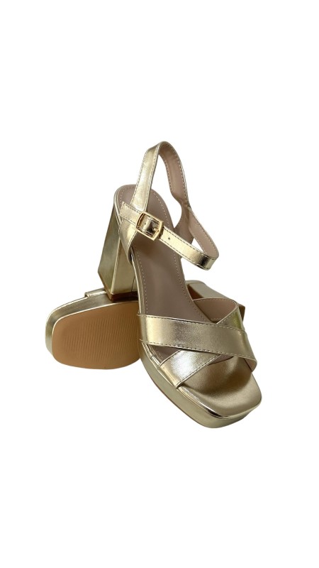 SANDALIA TIRAS CRUZADA ORO 2