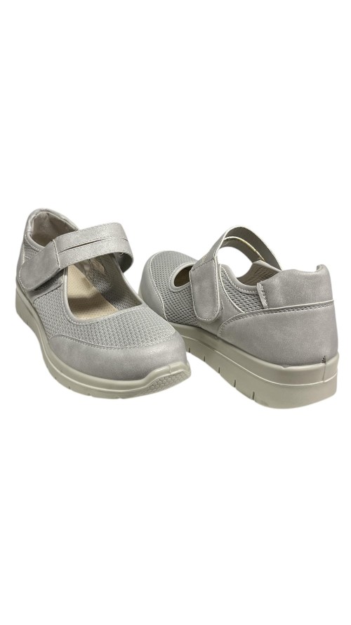 MOCASIN CONFOR LONA CON VELCR0 PLATA