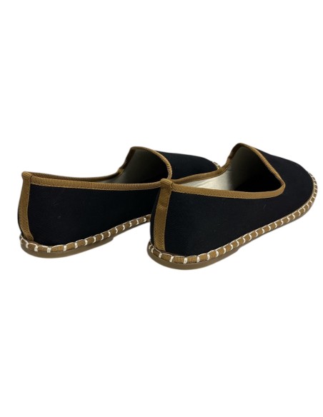 MOCASIN PLANO RIBETE SLIPPERS NEGRO