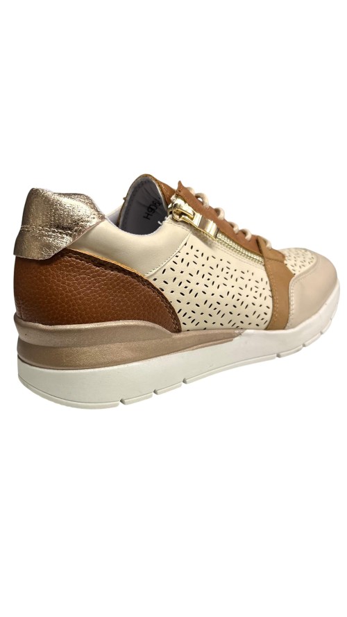 DEPORTIVA NAPA CONFORT BEIG Y CAMEL