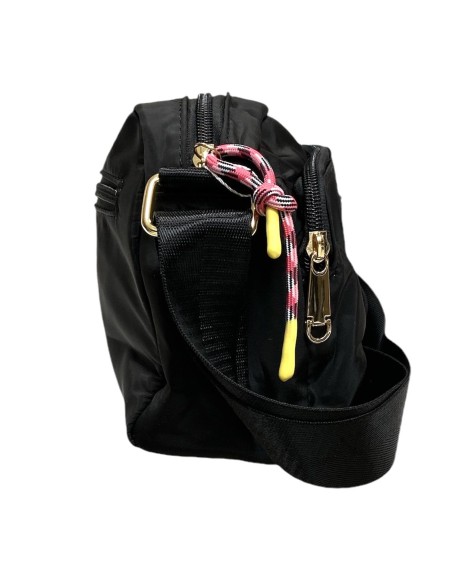 BOLSO PEQUEÑO DE NYLON NEGRO