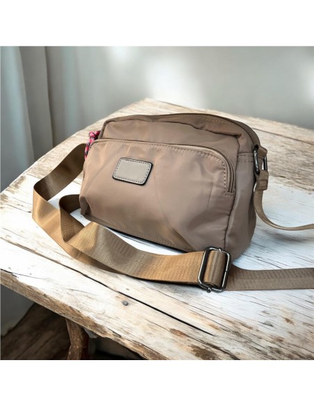 BOLSO PEQUEÑO DE NYLON TAUPE