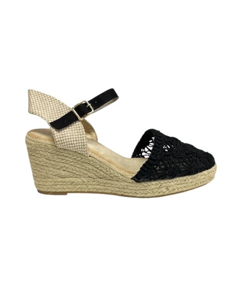 SANDALIA ENCAJE METALIZADO NEGRO