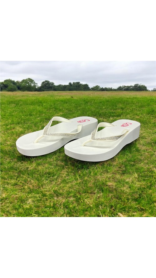 PLAYERA CUÑA TIRA CON BRILLO BLANCO