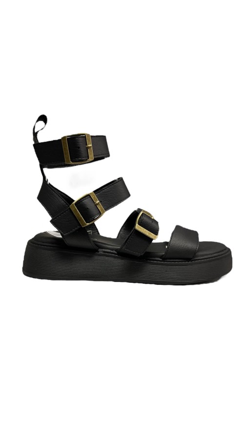 SANDALIA PLANA TRES HEBILLAS NEGRO