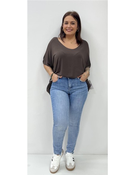 Camiseta BASIC MARRON