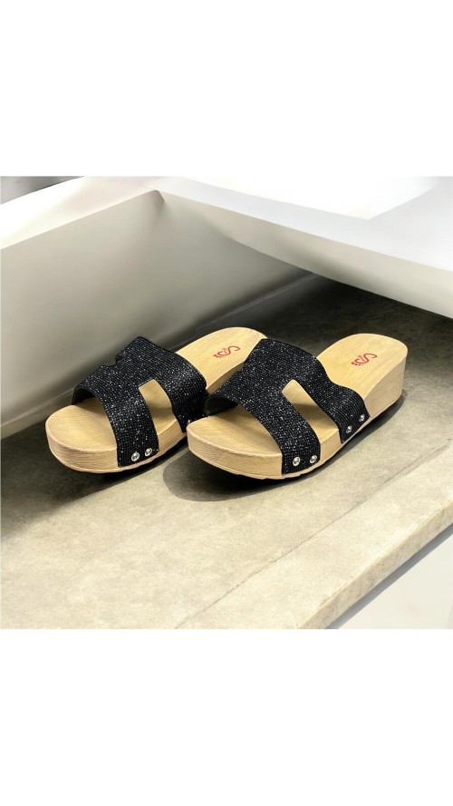 CHANCLA CUÑA PALA BRILLO NEGRO