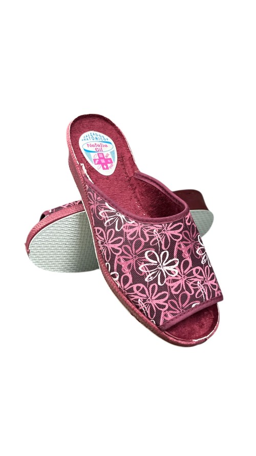 ZAPATILLA CUÑA FLORES BURDEOS