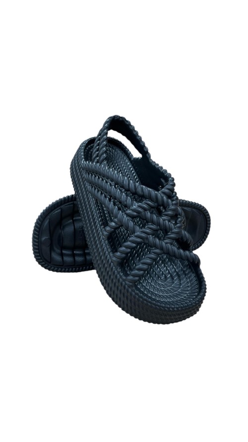 PLAYERA TIRAS PISO ANCHO NEGRO