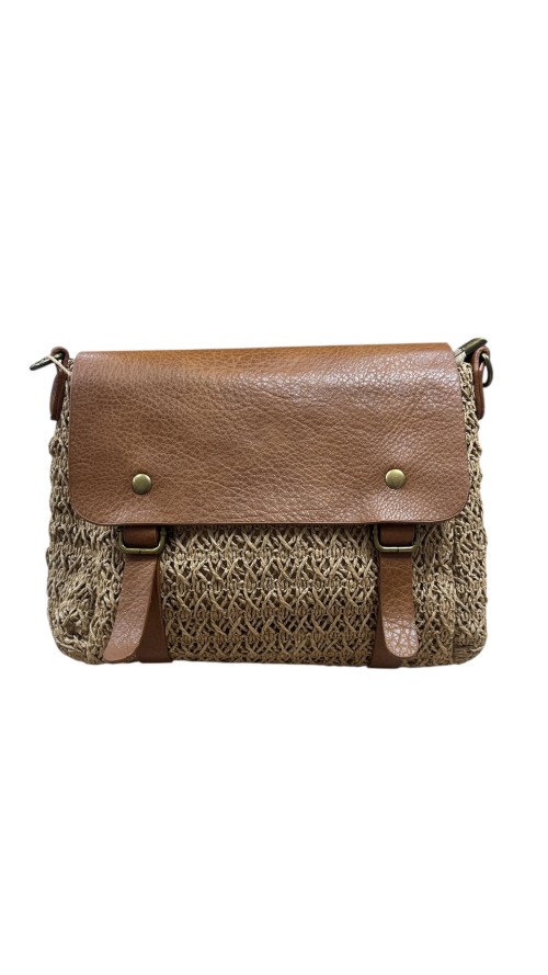 BOLSO RAFIA SOLAPA CUERO CAMEL