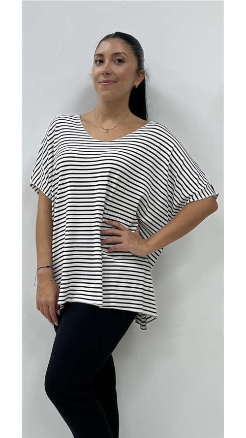 CAMISETA AMADA NEGRO