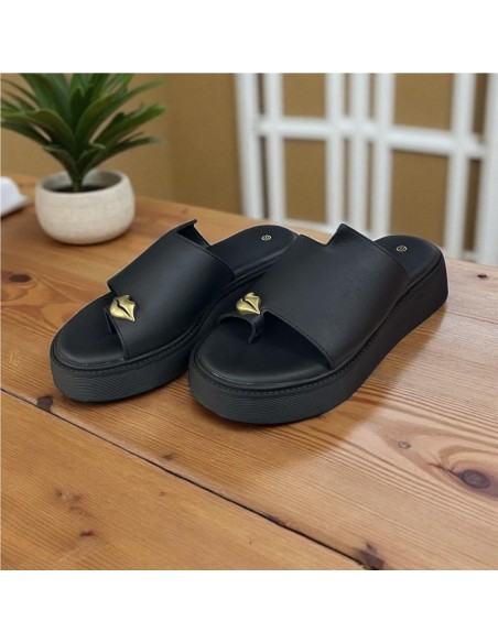 SANDALIA PLANA BESO NEGRO