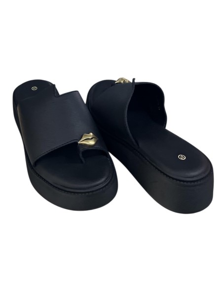 SANDALIA PLANA BESO NEGRO