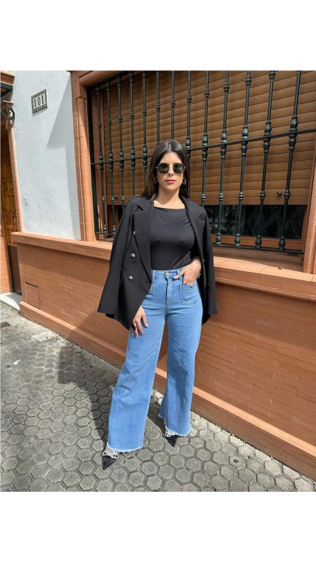 VAQUERO JULIA VAQUERO