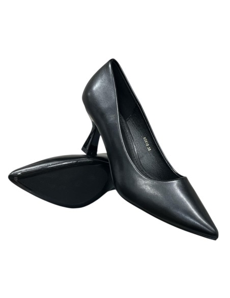 ESTILETO TACON MEDIO NEGRO