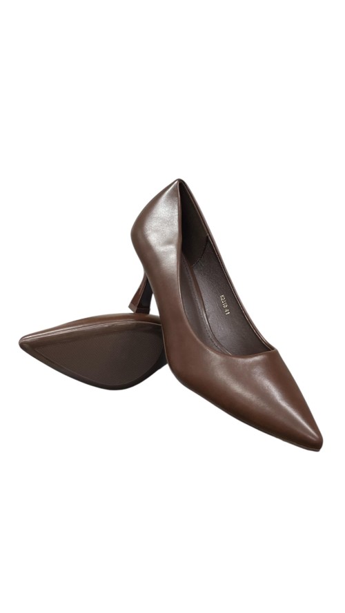 ESTILETO TACON MEDIO MARRON