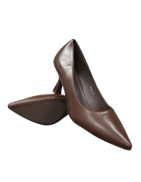 ESTILETO TACON MEDIO MARRON