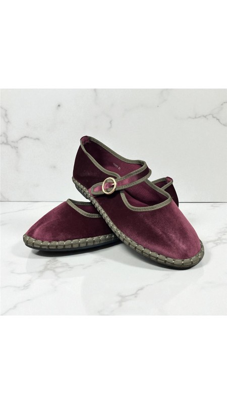 MANOLETINA COLORES BURDEOS 2