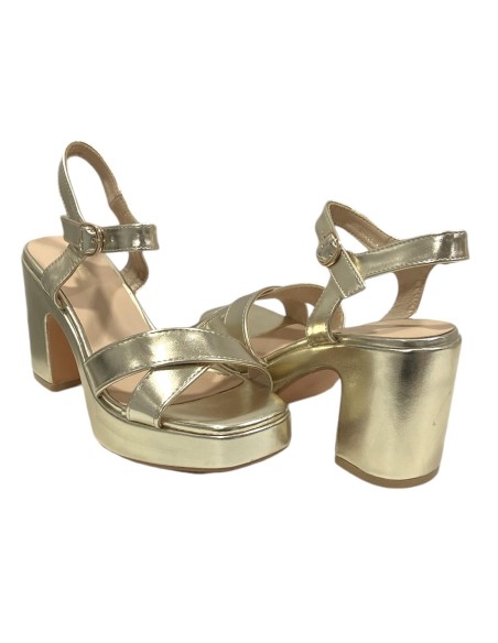 SANDALIA TACON ANCHO ORO