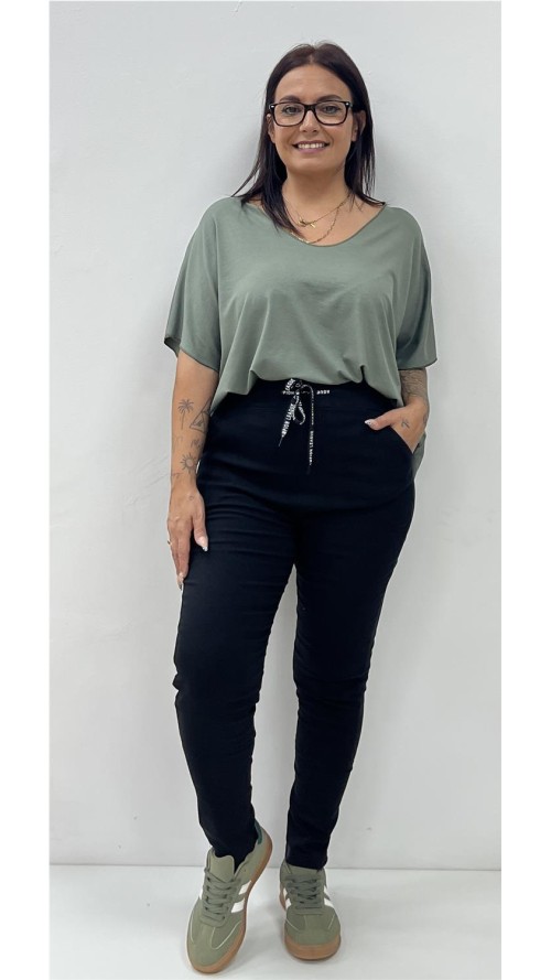 PANTALON SEVILLA NEGRO PANTALON SEVILLA NEGRO