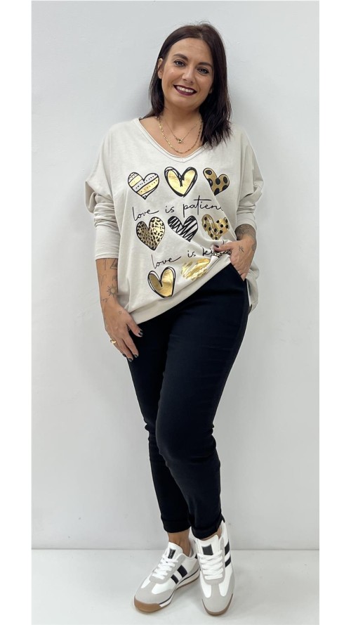 CAMISETA 9 CORAZONES BEIG