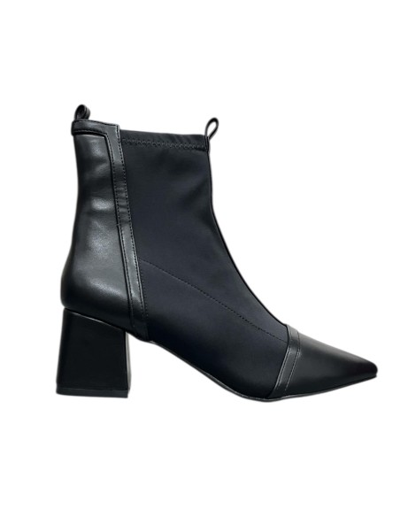 BOTIN ELASTICO CORTES NEGRO