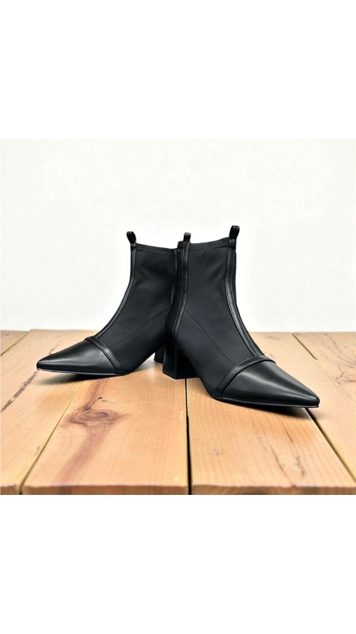 BOTIN ELASTICO CORTES NEGRO