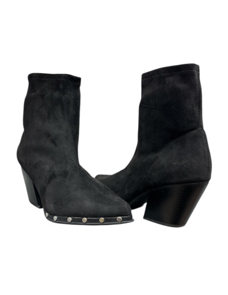 BOTIN TACHAS EN LA SUELA NEGRO