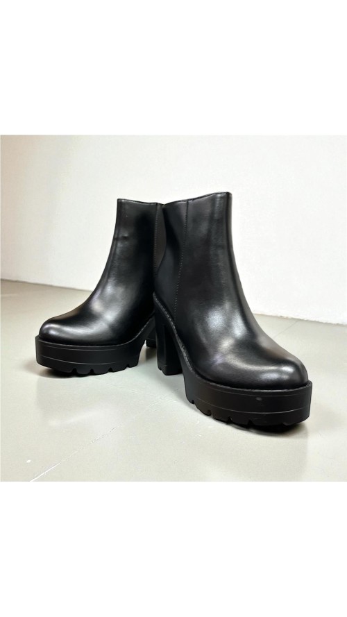 BOTIN NAPA PISO LIGERO NEGRO