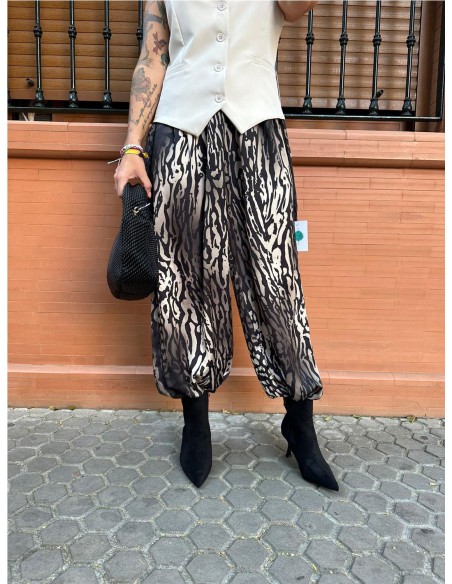 PANTALON CARACAS NEGRO