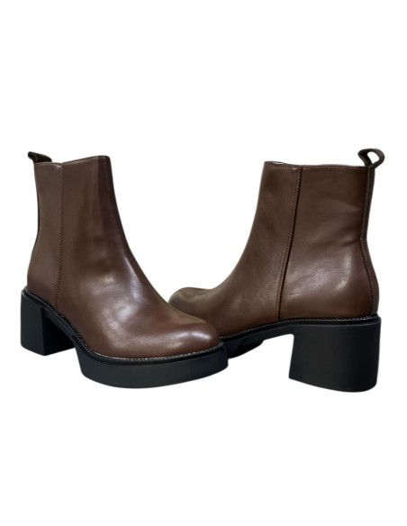 BOTA MARRON