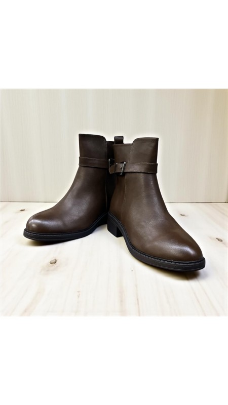 BOTA MARRON 2