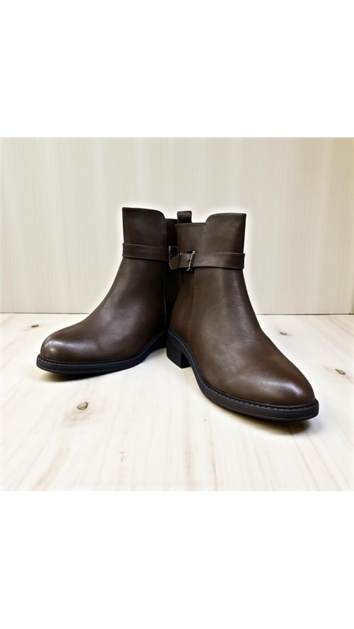 BOTA MARRON