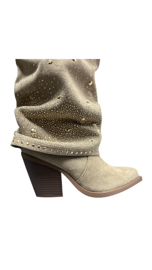 BOTA TACHUELAS TAUPE BOTA TACHUELAS TAUPE