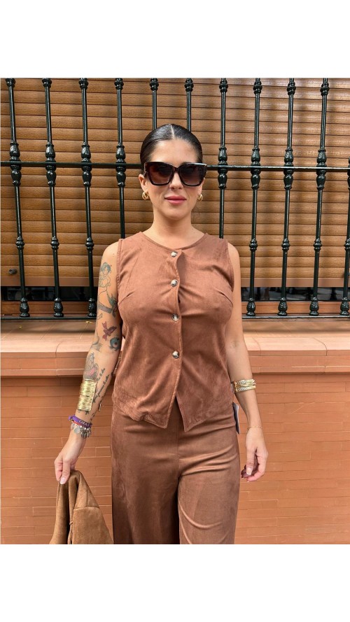 CHALEQUILLO ANTELINA CAMEL